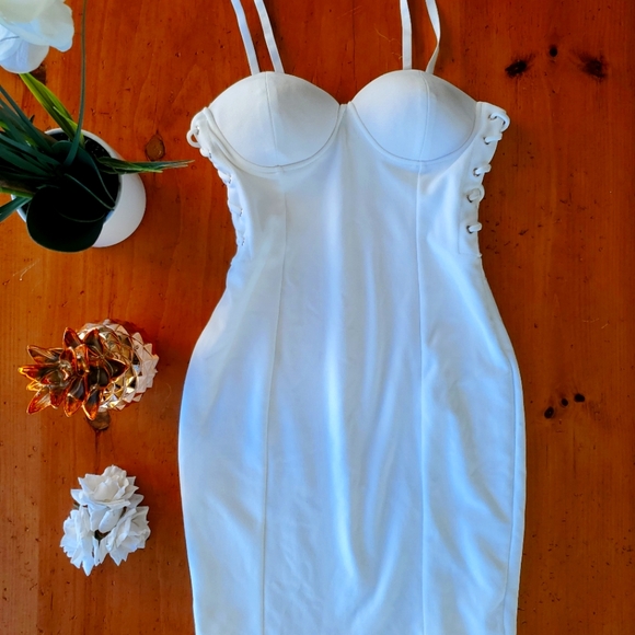 Charlotte Russe Dresses & Skirts - White bustier dress Charlotte Russe small